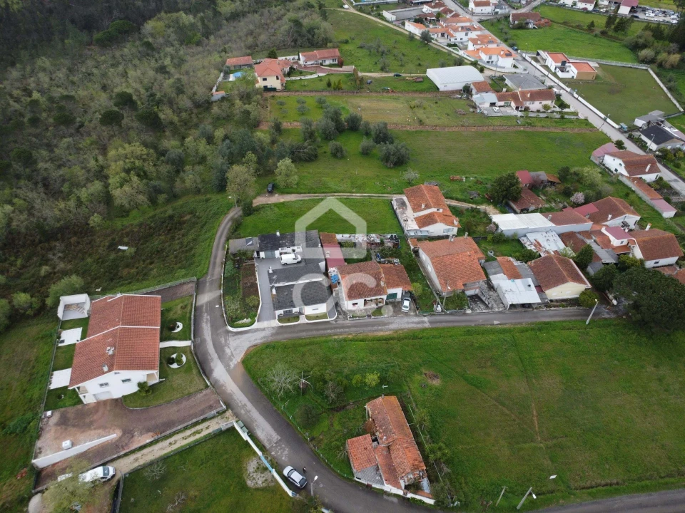 Moradia T3 para Venda em Anobra Foto 6