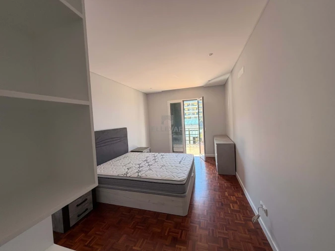 Apartamento T2 para Venda em São Martinho Foto 8
