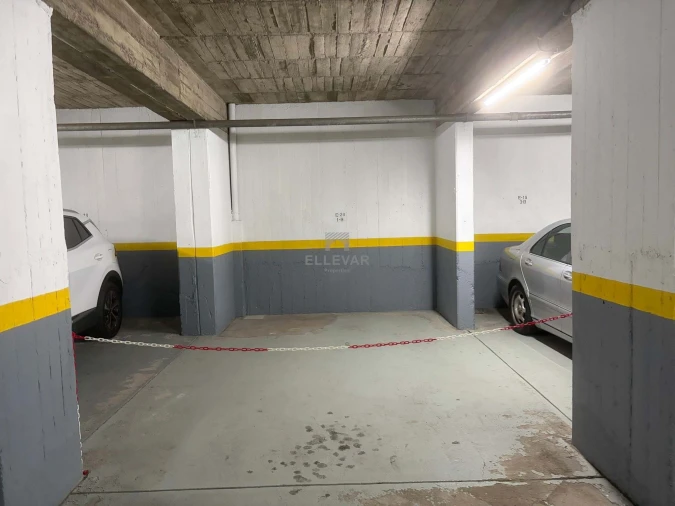 Apartamento T2 para Venda em São Martinho Foto 11