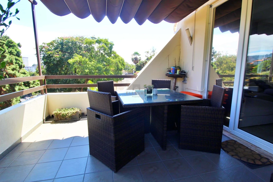 Apartamento T3 para Venda em São Martinho Foto 2