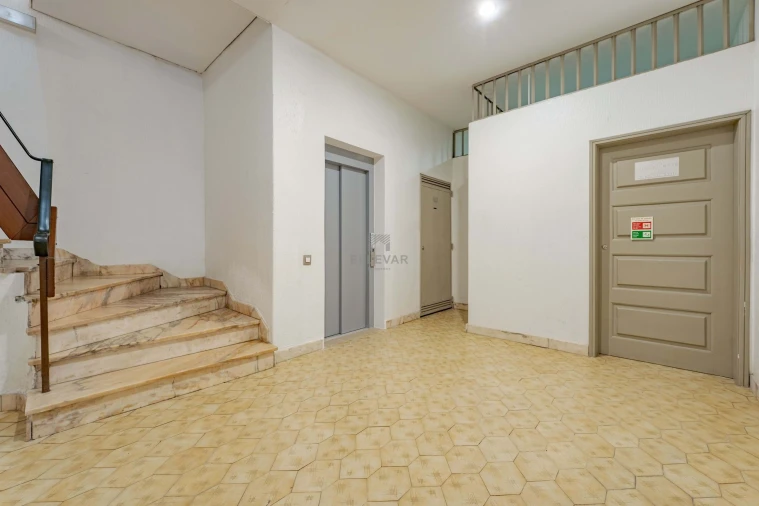 Apartamento T3 para Venda em São Martinho Foto 35