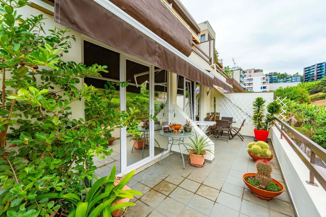 Apartamento T3 para Venda em São Martinho Foto 31