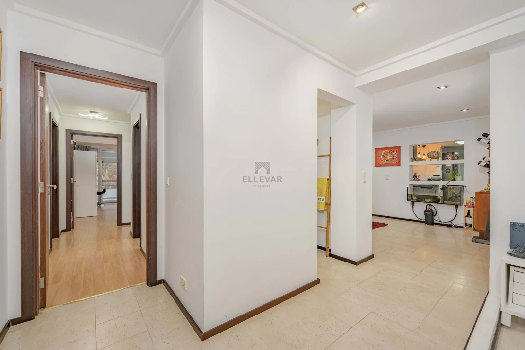Apartamento T3 para Venda em São Martinho Foto 16