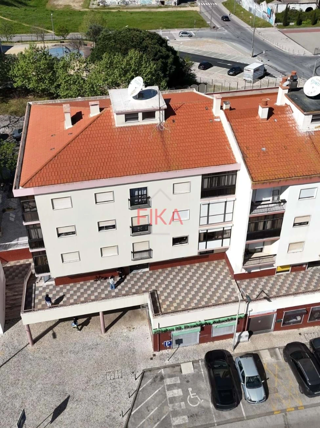 Apartamento T2 para Venda em Seixal Foto 22