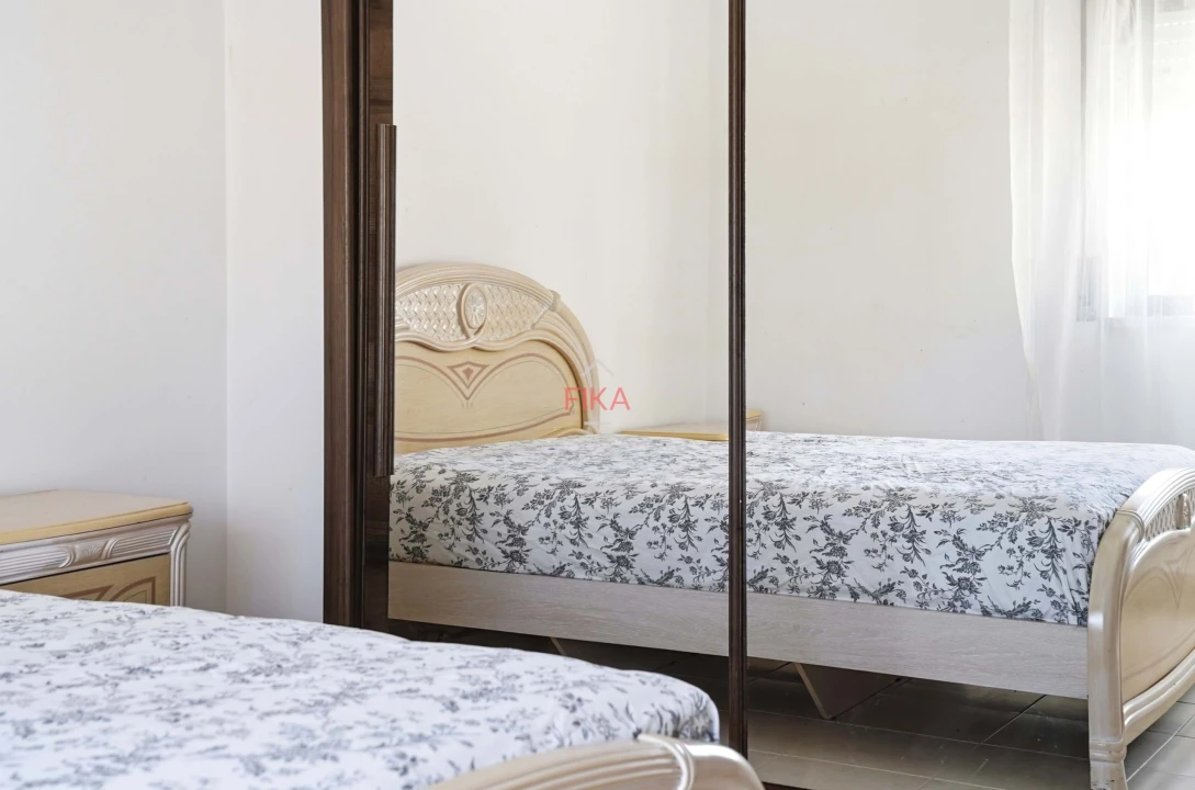 Apartamento T2 para Venda em Seixal Foto 8