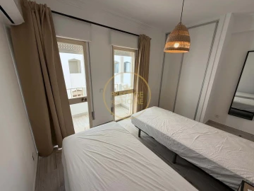 Apartamento T2 para Arrendamento em Quarteira