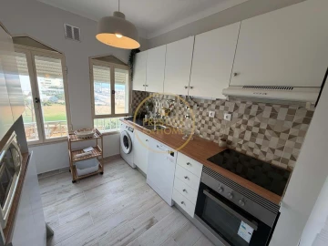 Apartamento T2 para Arrendamento em Quarteira