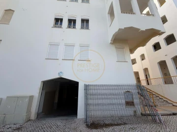 Apartamento T2 para Arrendamento em Quarteira