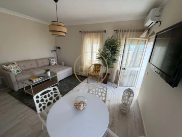 Apartamento T2 para Arrendamento em Quarteira