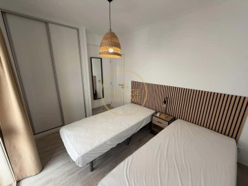 Apartamento T2 para Arrendamento em Quarteira