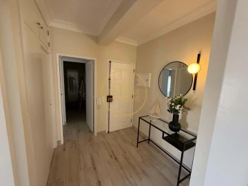 Apartamento T2 para Arrendamento em Quarteira