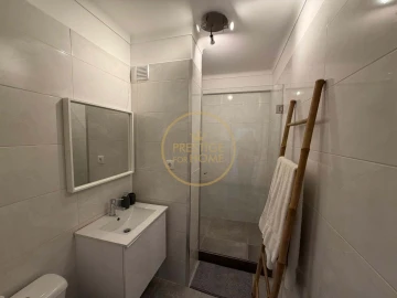 Apartamento T2 para Arrendamento em Quarteira