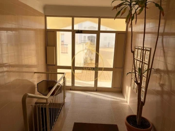 Apartamento T2 para Arrendamento em Quarteira