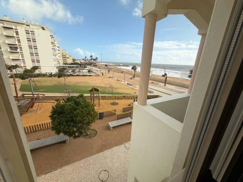 Apartamento T2 para Arrendamento em Quarteira Foto 48