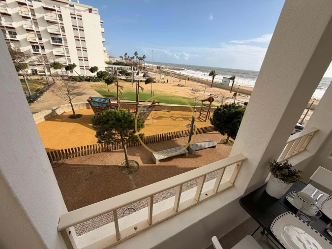 Apartamento T2 para Arrendamento em Quarteira Foto 46