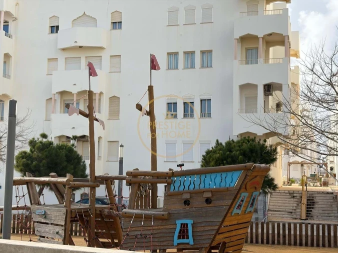 Apartamento T2 para Arrendamento em Quarteira Foto 45