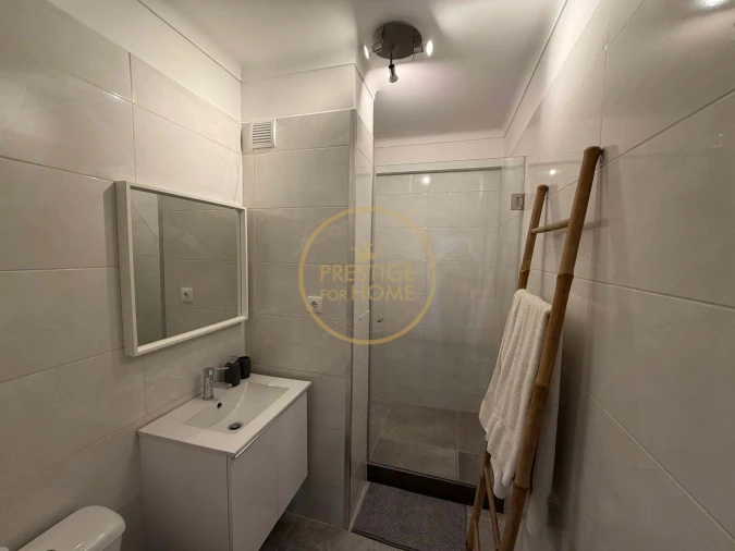 Apartamento T2 para Arrendamento em Quarteira Foto 24