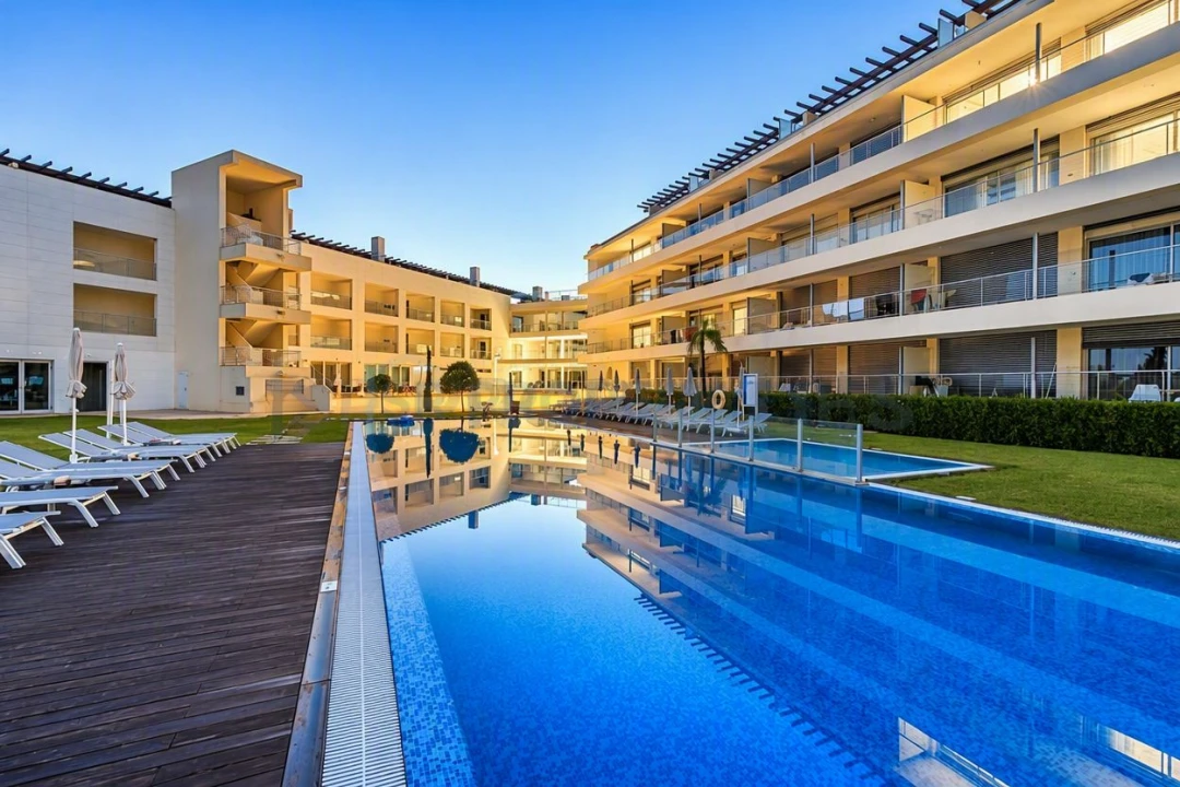 Apartamento T2 para Venda em Quarteira Foto 6