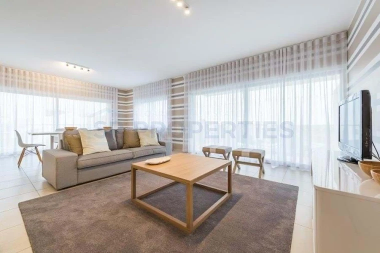 Apartamento T2 para Venda em Quarteira Foto 5
