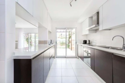 Moradia T3 para Venda em Quarteira