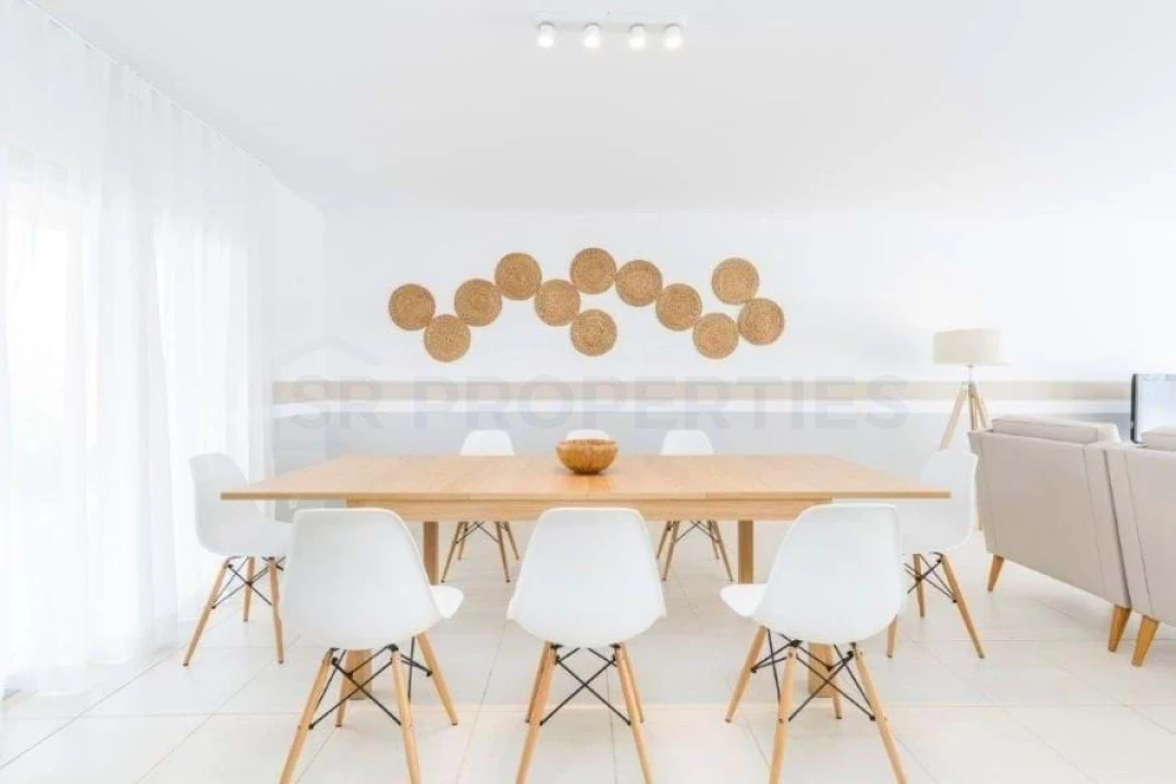 Moradia T3 para Venda em Quarteira Foto 9