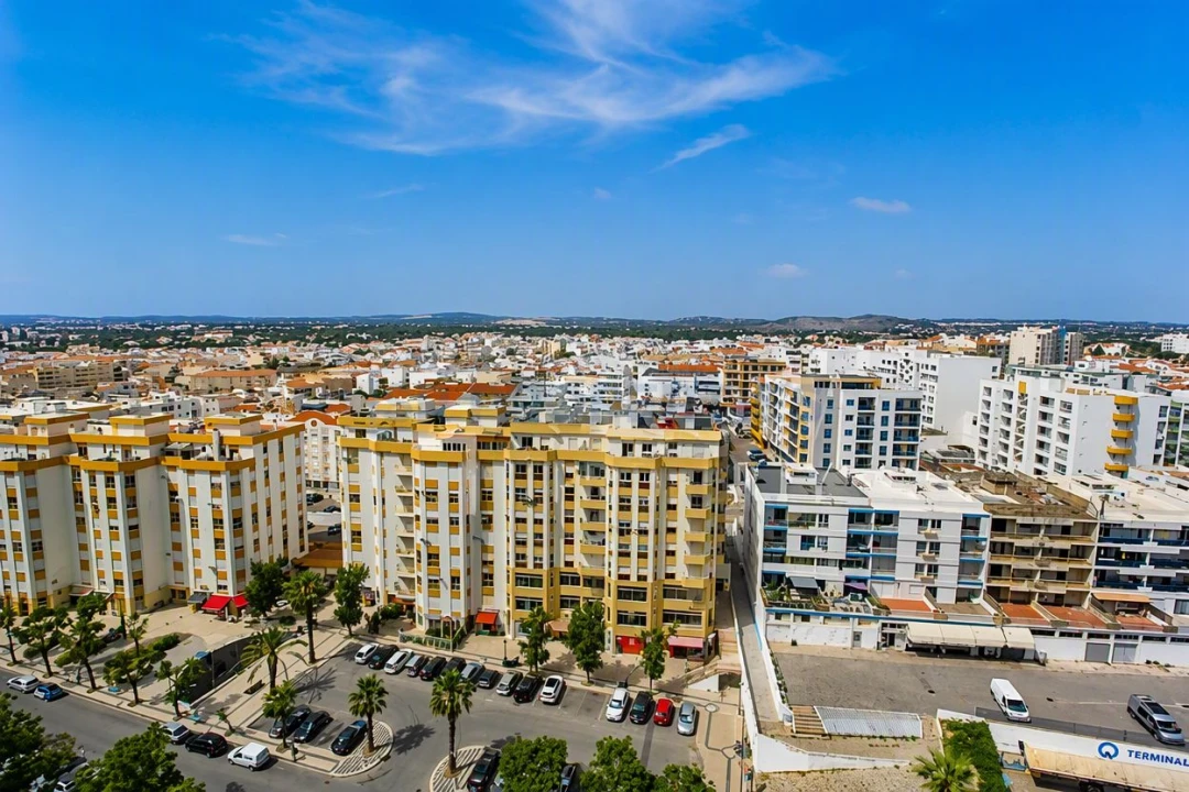 Apartamento T1 para Venda em Quarteira Foto 1