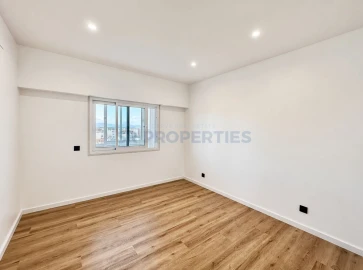 Apartamento T1 para Venda em Quarteira
