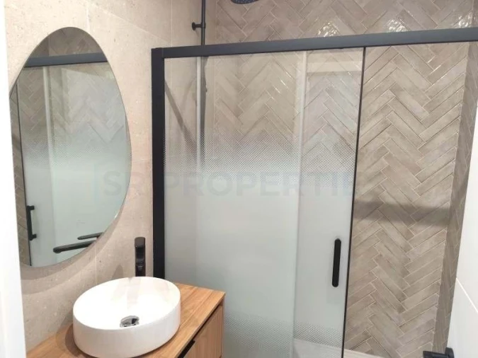 Apartamento T1 para Venda em Quarteira Foto 3