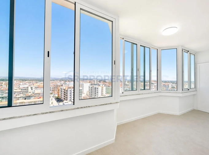 Apartamento T1 para Venda em Quarteira Foto 13