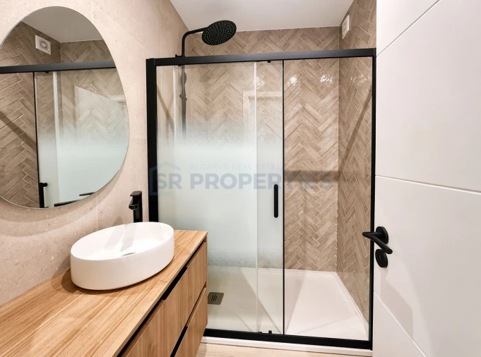 Apartamento T1 para Venda em Quarteira Foto 10