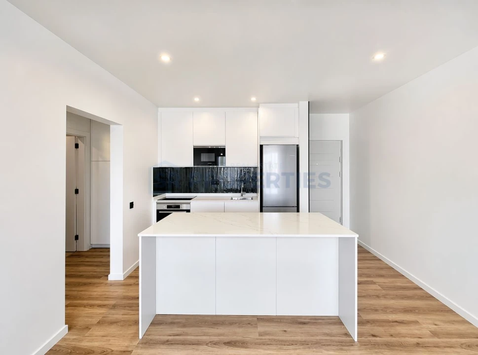 Apartamento T1 para Venda em Quarteira Foto 2