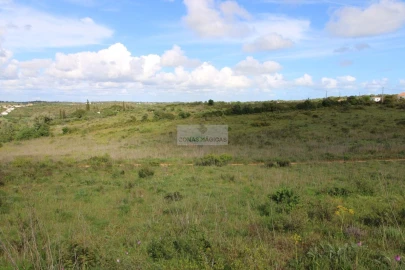 Terreno para Venda em Lagos (São Sebastião e Santa Maria)