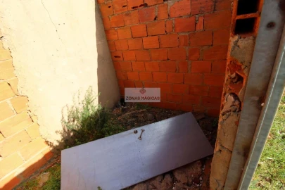 Terreno para Venda em Lagos (São Sebastião e Santa Maria)