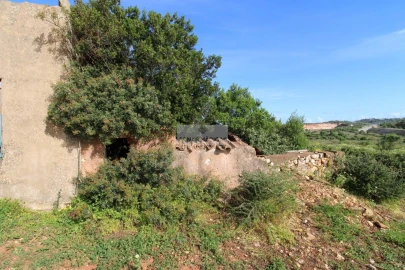 Terreno para Venda em Lagos (São Sebastião e Santa Maria)