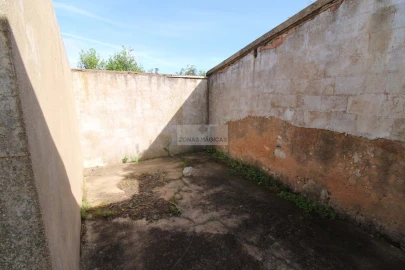 Terreno para Venda em Lagos (São Sebastião e Santa Maria)