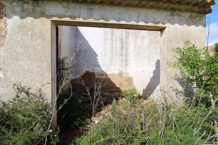 Terreno para Venda em Lagos (São Sebastião e Santa Maria) Foto 22