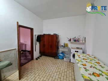 Moradia T4 para Venda em Vila Cã