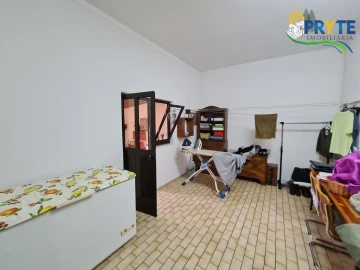 Moradia T4 para Venda em Vila Cã