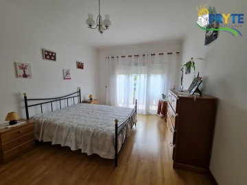 Moradia T4 para Venda em Vila Cã