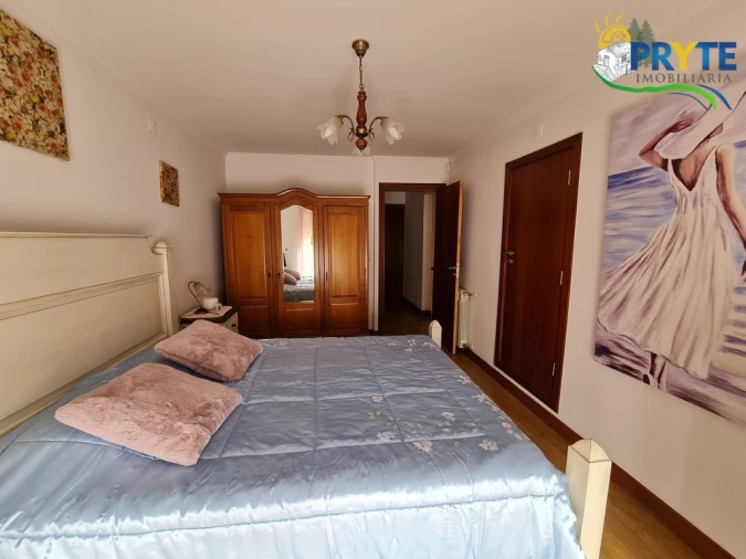 Moradia T4 para Venda em Vila Cã Foto 38