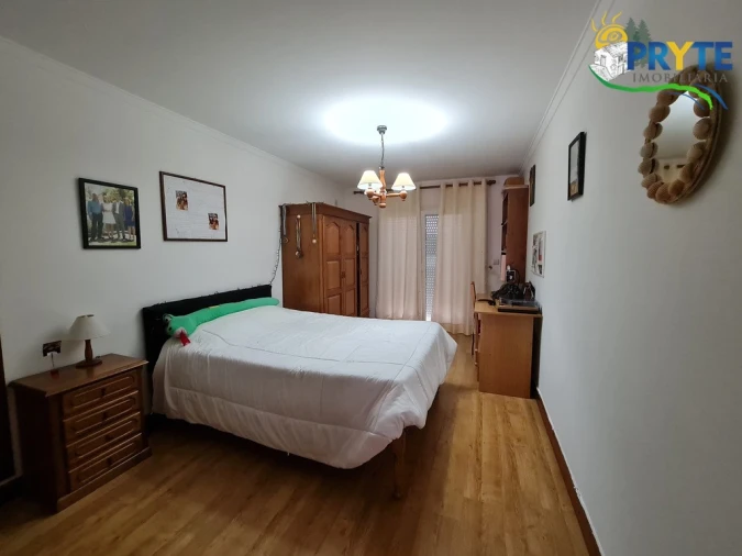 Moradia T4 para Venda em Vila Cã Foto 40