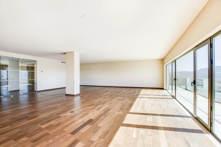 Apartamento T3 para Arrendamento em Agualva e Mira-Sintra Foto 3