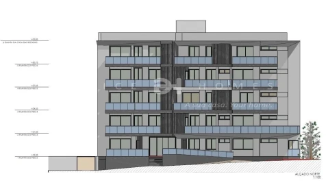 Terreno para Venda em Quarteira
