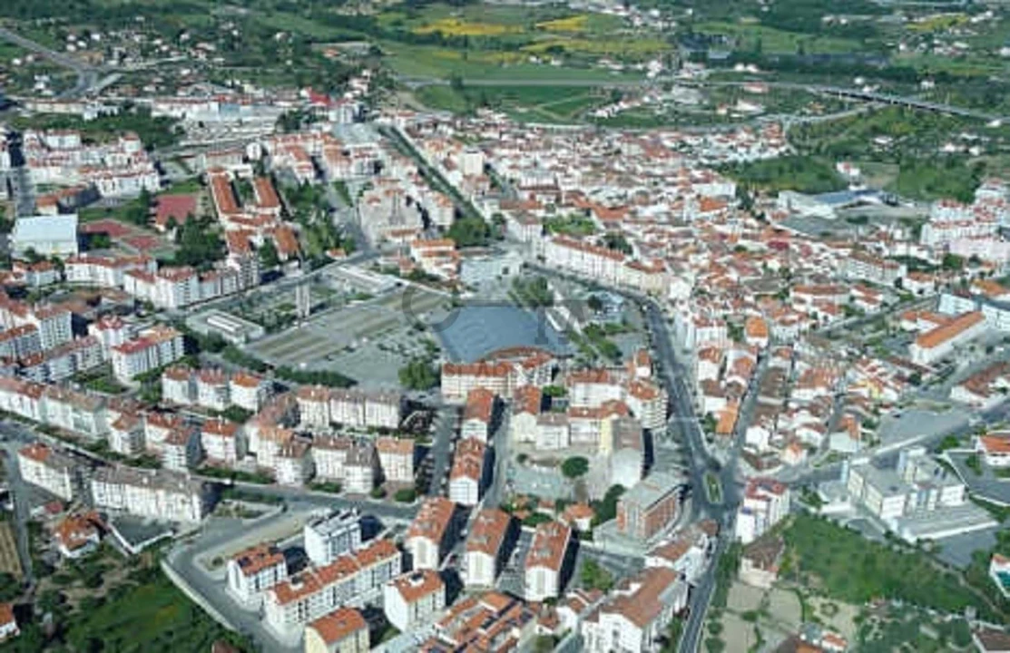 Negócio para Venda em Fundão, Valverde, Donas, A. Joanes, A. Nova Cabo Foto 3
