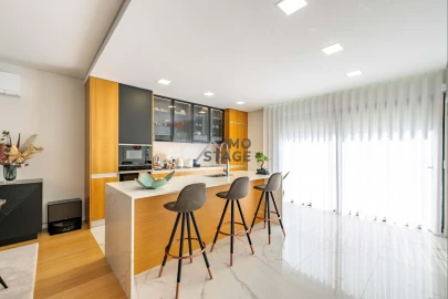 Moradia T3 para Venda em Caide de Rei