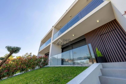 Moradia T3 para Venda em Caide de Rei