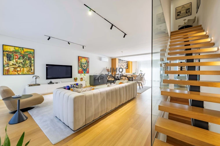 Moradia T3 para Venda em Caide de Rei Foto 27