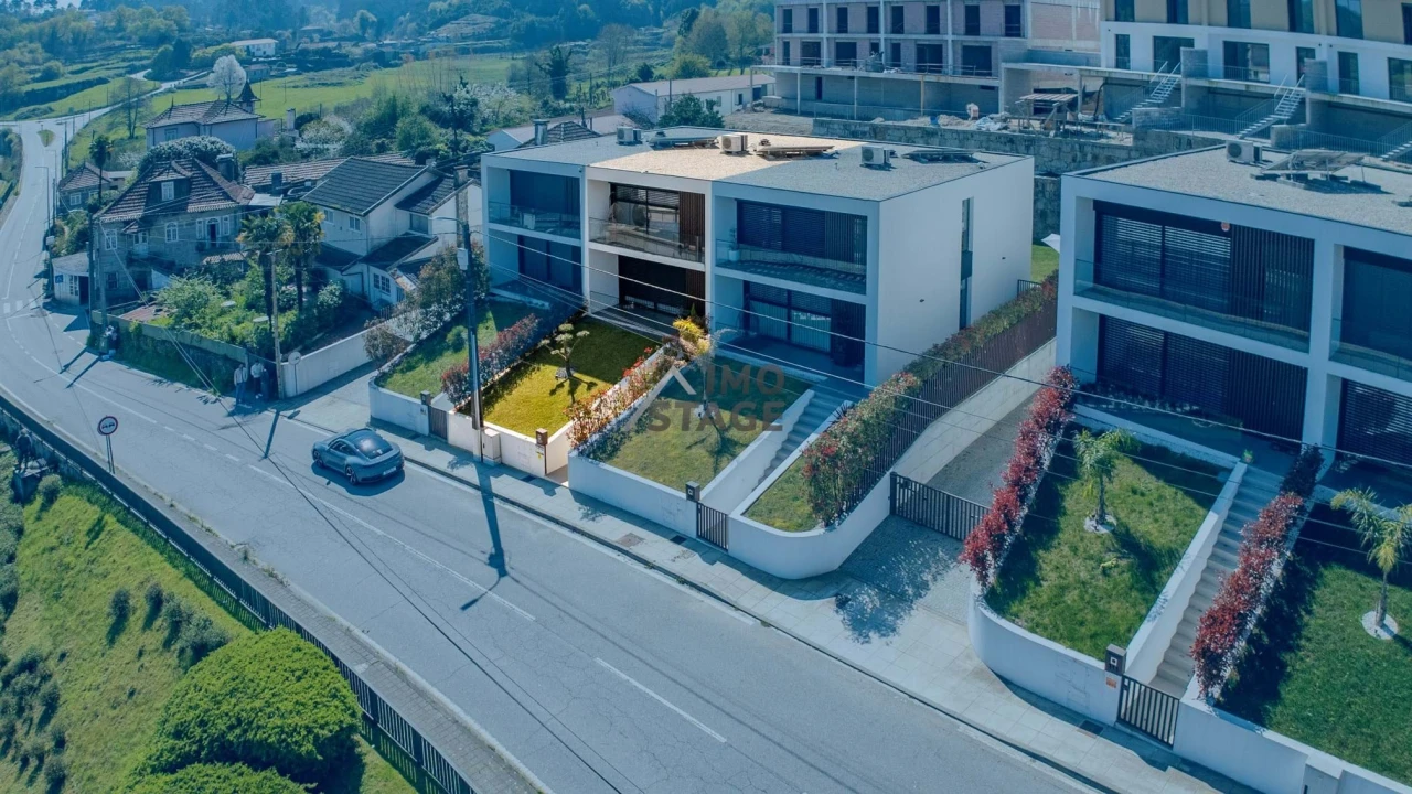 Moradia T3 para Venda em Caide de Rei Foto 30