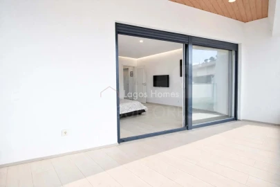 Moradia T5 para Venda em Póvoa de Santo Adrião e Olival Basto