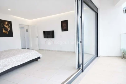 Moradia T5 para Venda em Póvoa de Santo Adrião e Olival Basto